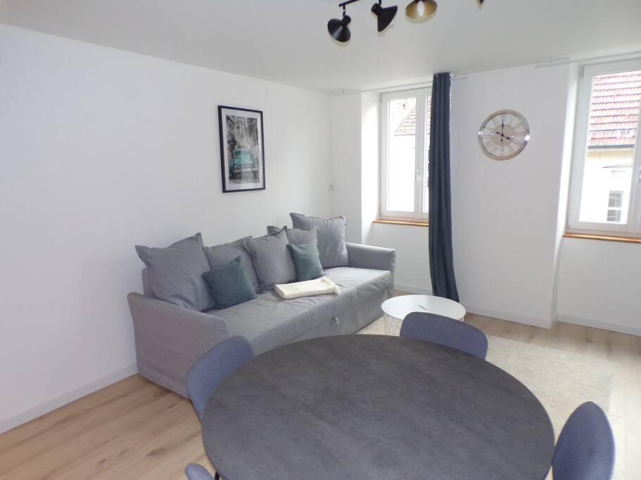 Appartement 2/4 Pers, 44M2, Hypercentre. Lons-le-Saunier Esterno foto